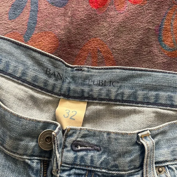 Banana Republic Faded Blue Denim Jeans - Picture 2 of 3